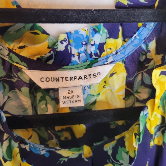 NWT Counterparts Floral Print Flowy Plus Size Blouse Top Shirt w/ Front Ties 2X - Picture 3 of 6